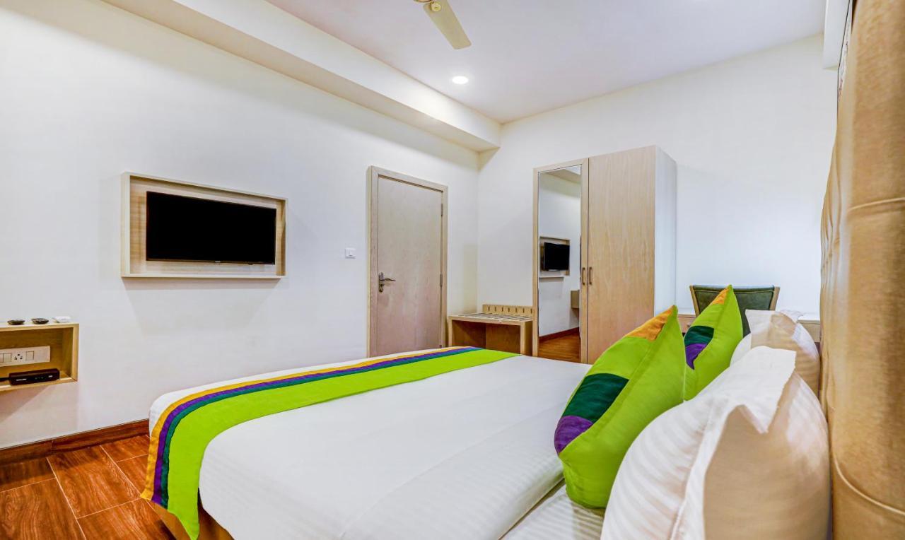 Treebo Galaxy Suites Mathikere Bengalúr Exteriér fotografie